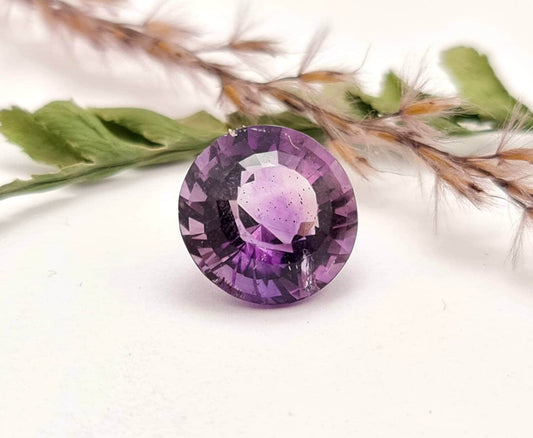 Echter facettierter Amethyst rund lila violett 13,5mm 8,95ct (Nr.721)