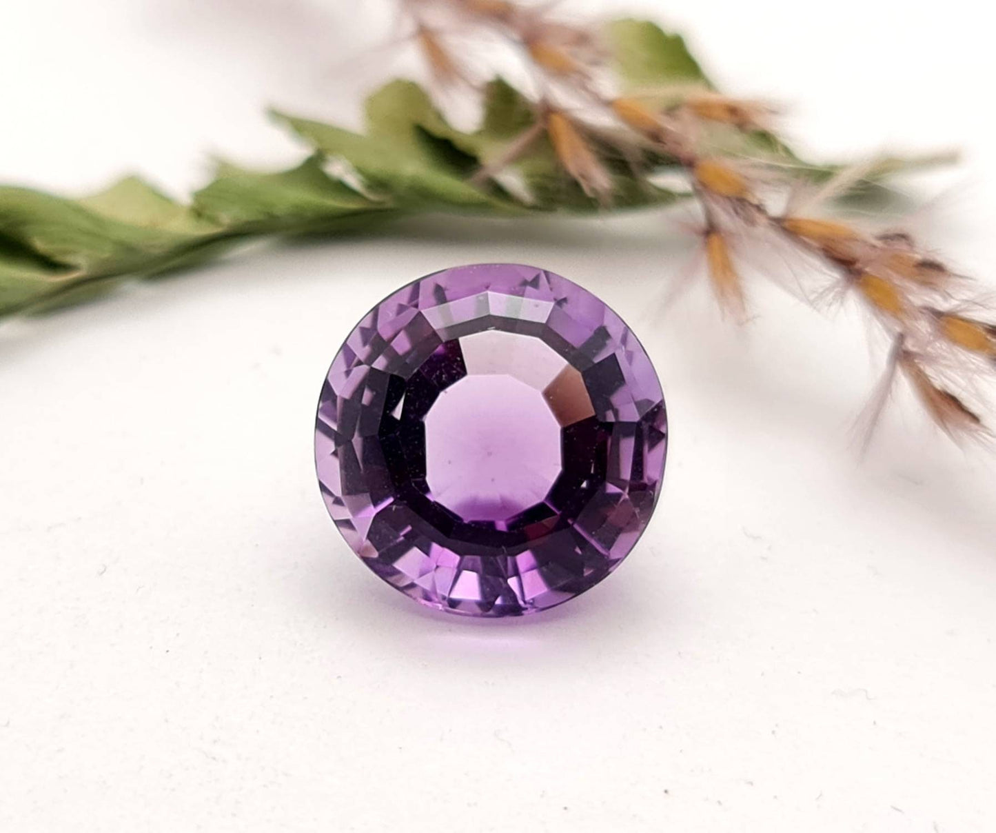 Echter facettierter Amethyst rund violett lila 13,2 mm 8,34 ct (Nr.732)