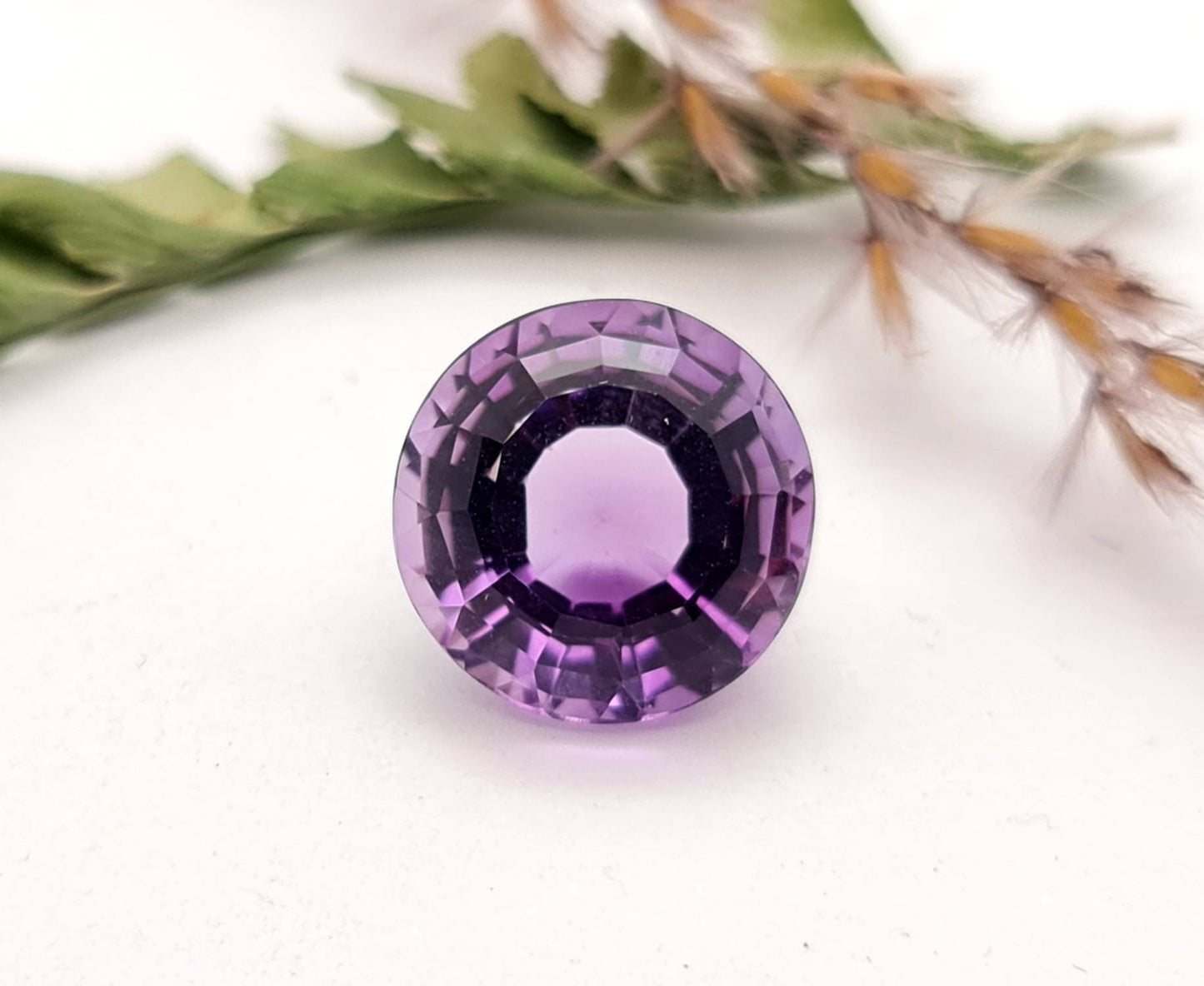 Echter facettierter Amethyst rund violett lila 13,2 mm 8,34 ct (Nr.732)