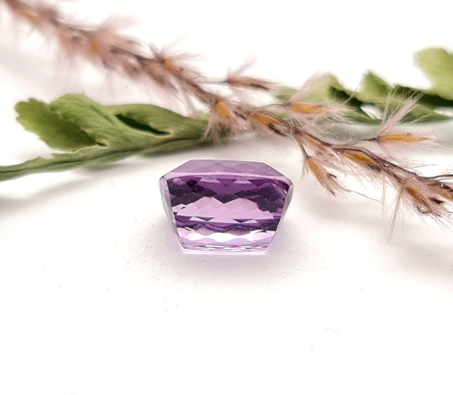 Echter rechteckiger Amethyst facettiert violett lila 11,1x10,1 mm 5,74ct (Nr.748)