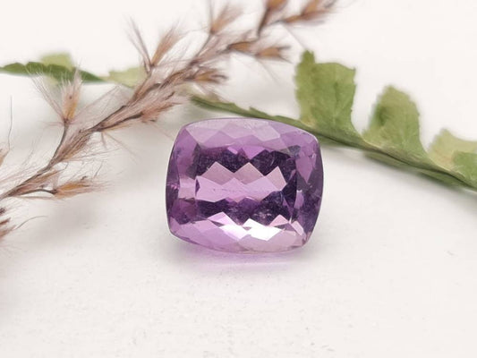 Echter facettierter Amethyst rechteck lila violett 12,6x10,8mm 7,61ct (Nr.761)