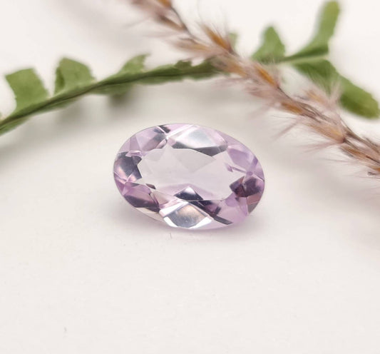 Echter facettierter Amethyst oval, violett lila 15,5x 11,1mm 7,34ct (Nr.828)