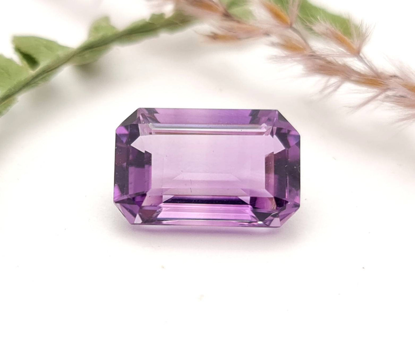 Echter facettierter Amethyst Rechteck, Oktagon violett lila 17x11mm 10,6ct (Nr.835)