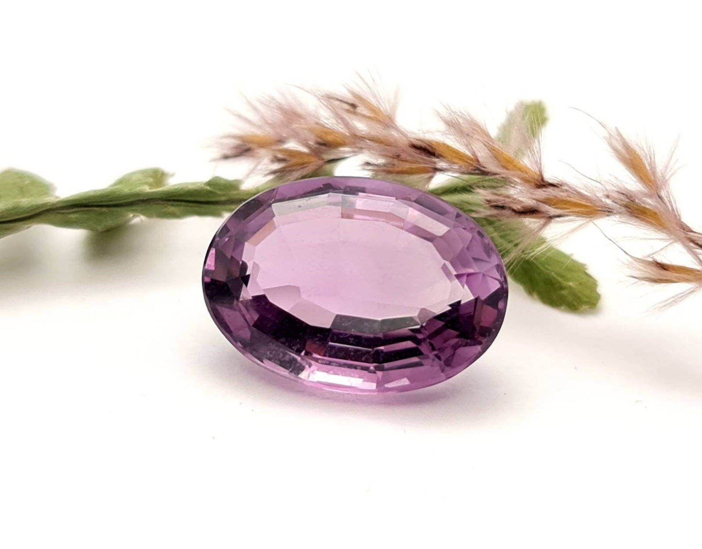 Echter facettierter Amethyst oval, violett lila 18x13mm 12,3ct (Nr.840)