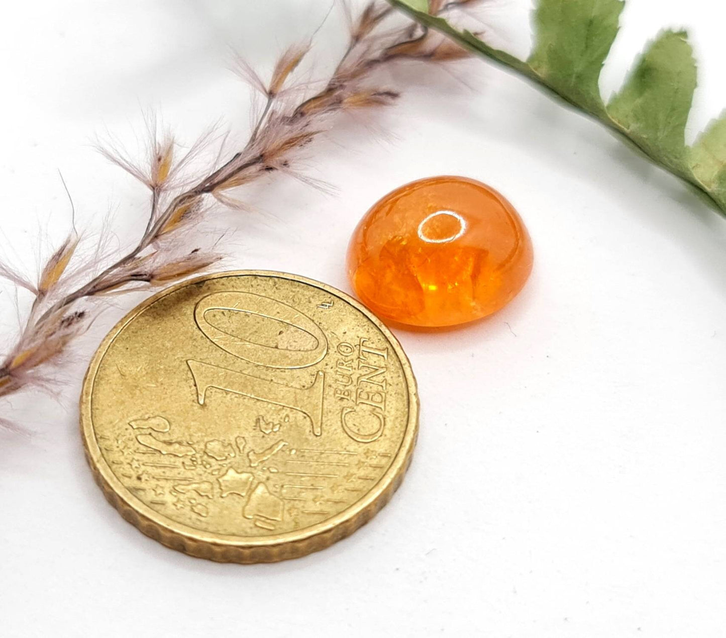 Ovales Mandaringranat Cabochon orange Spessartin 11,6x9,7mm 8,45ct (Nr.513)