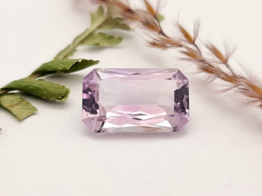 Echter facettierter Amethyst rechteck , violett lila rosa 18,5x11,3mm 10,8ct (Nr.869)