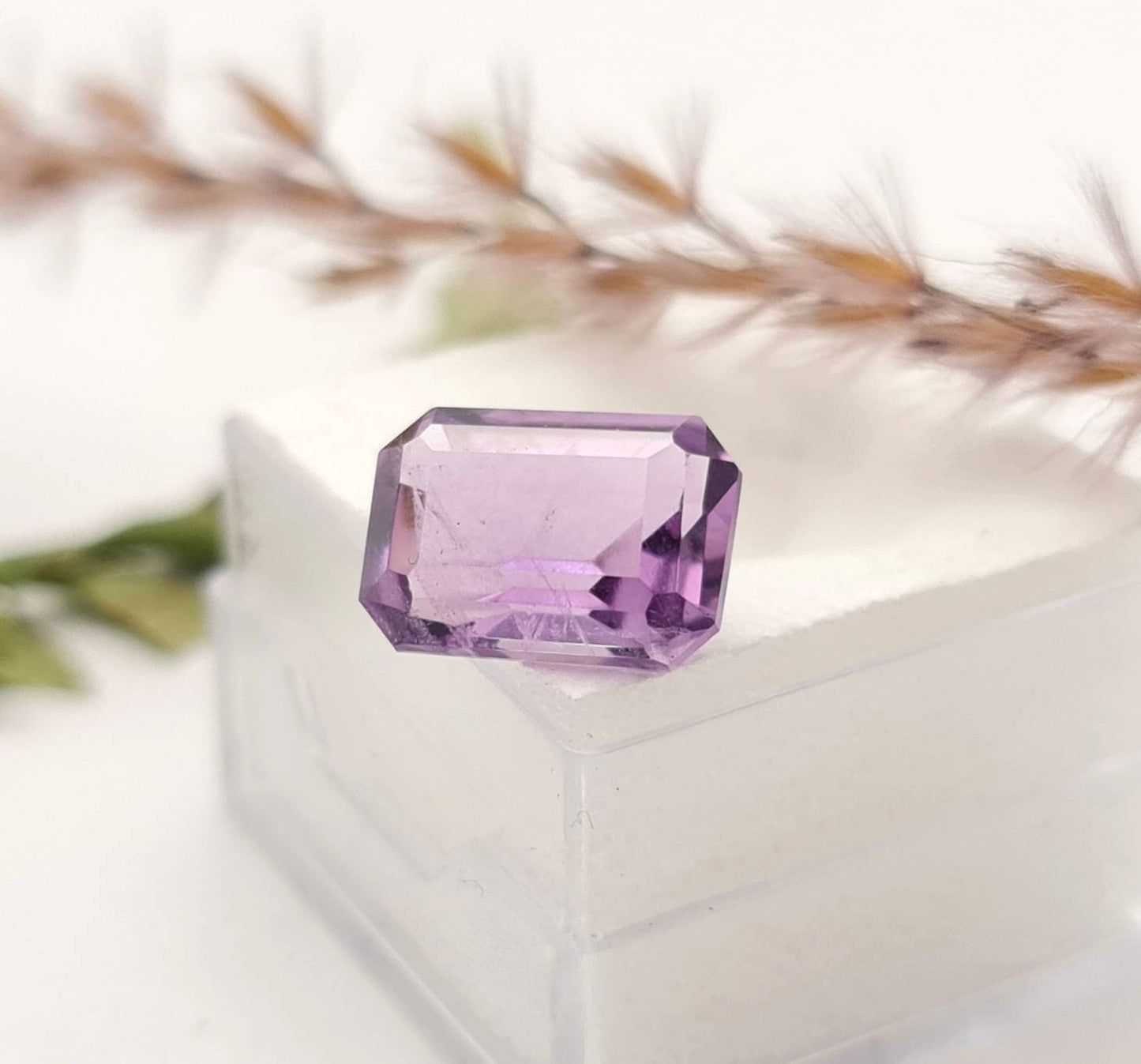 Echter facettierter Amethyst rechteck , violett lila 12x8,5mm 4,74ct (Nr.889)