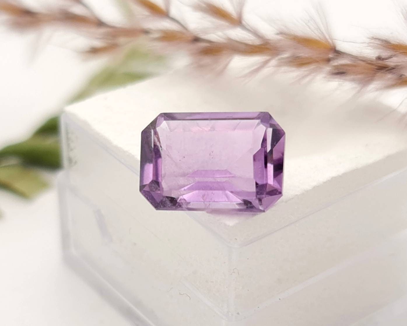 Echter facettierter Amethyst rechteck , violett lila 12x8,5mm 4,74ct (Nr.889)