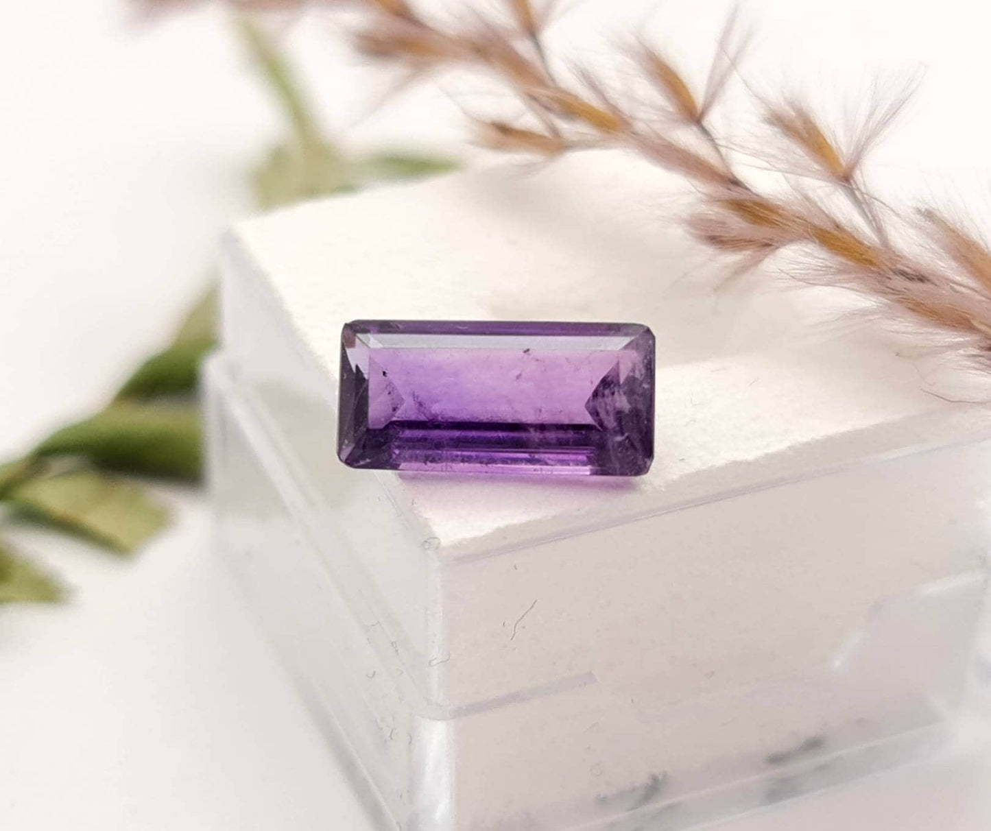 Echter facettierter Amethyst rechteck , violett lila 12x6mm 2,8ct (Nr.894)