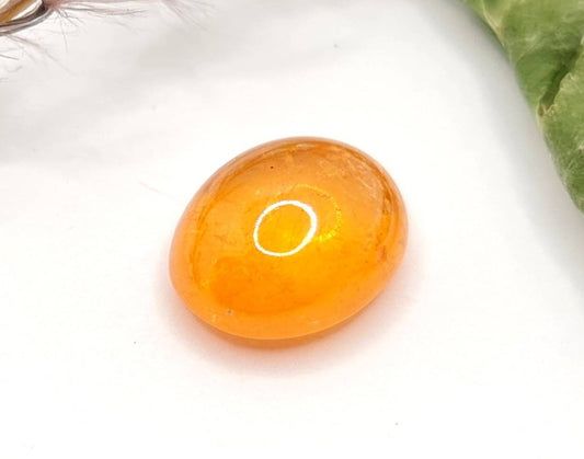 Feiner Mandaringranat, ovales orangefarbenes Cabochon 12x10mm 8,18ct (Nr.421)