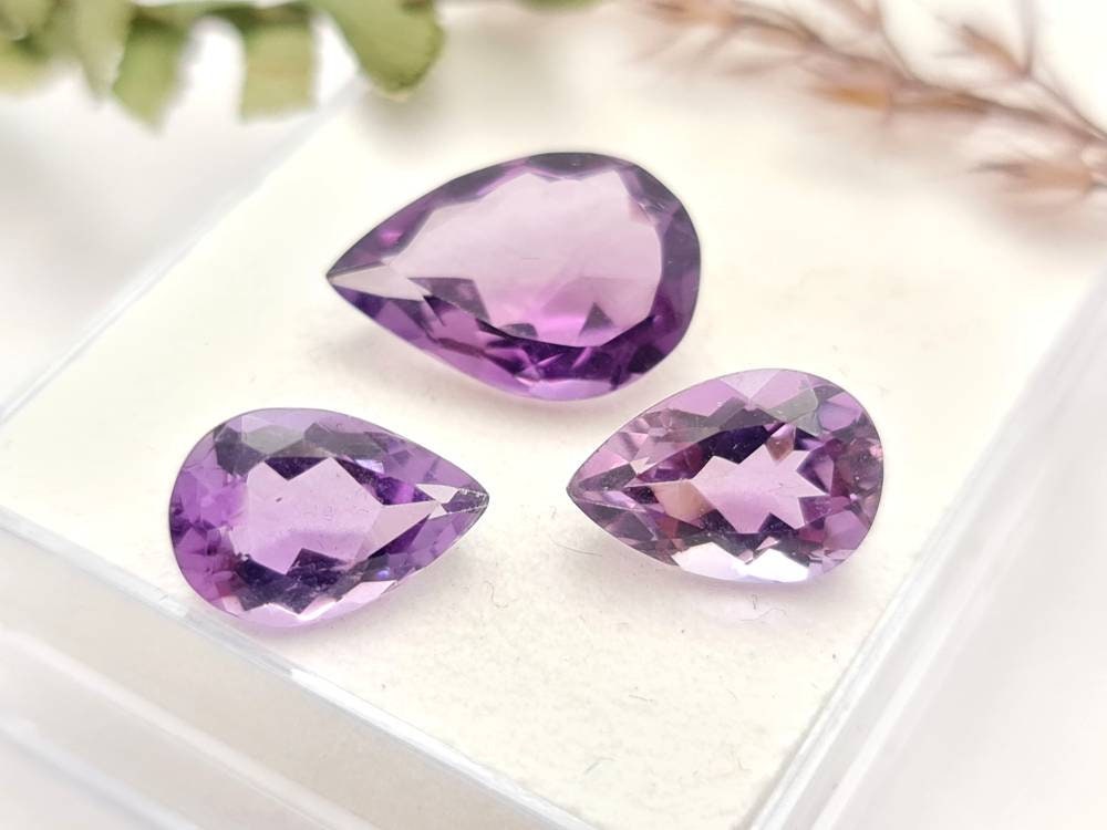 Echte facettierte Amethyste aus Brasilien Troofen Set 3 Stück violett lila 12 und 15mm 11,4ct (Nr.909)