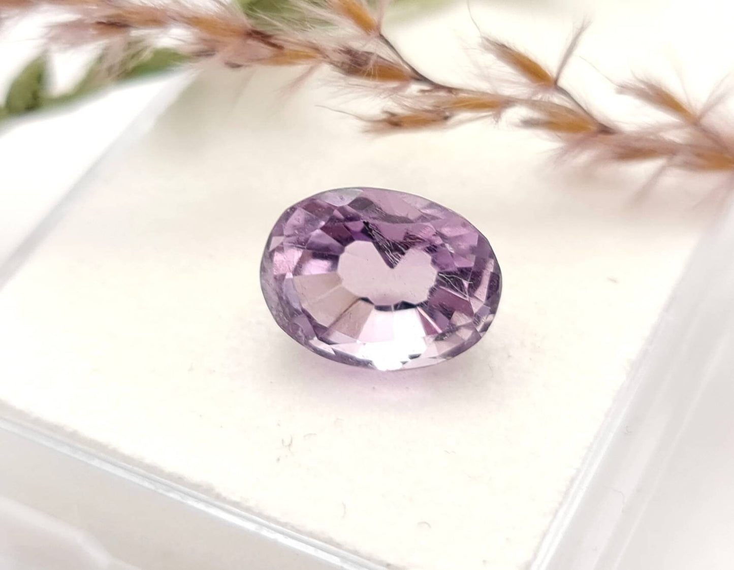 Echter ovaler Amethyst facettiert lila violett 12,7x9,5mm 5,8ct (Nr.916)