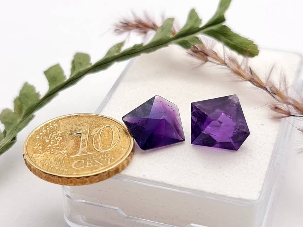 Echte facettierte Amethyst Spitzen Lot lila violett 2 Stück 7,9ct (Nr.919)