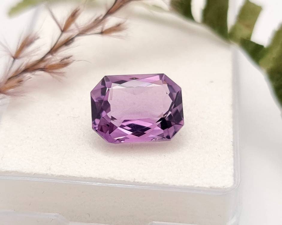 Echter violetter Amethyste lila Oktagon facettiert 12,8×9,8mm 5,8ct (Nr.932)