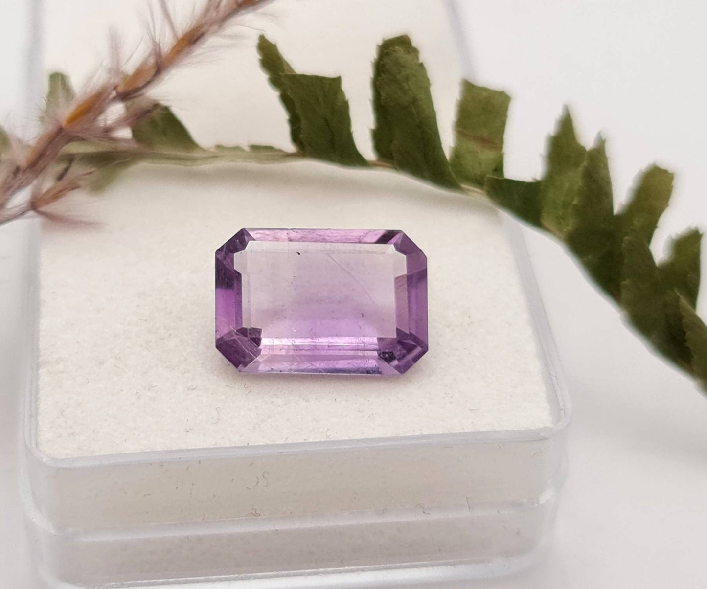 Echter violetter Amethyste lila Oktagon facettiert 14,1x9,8mm 5,4ct (Nr.947)