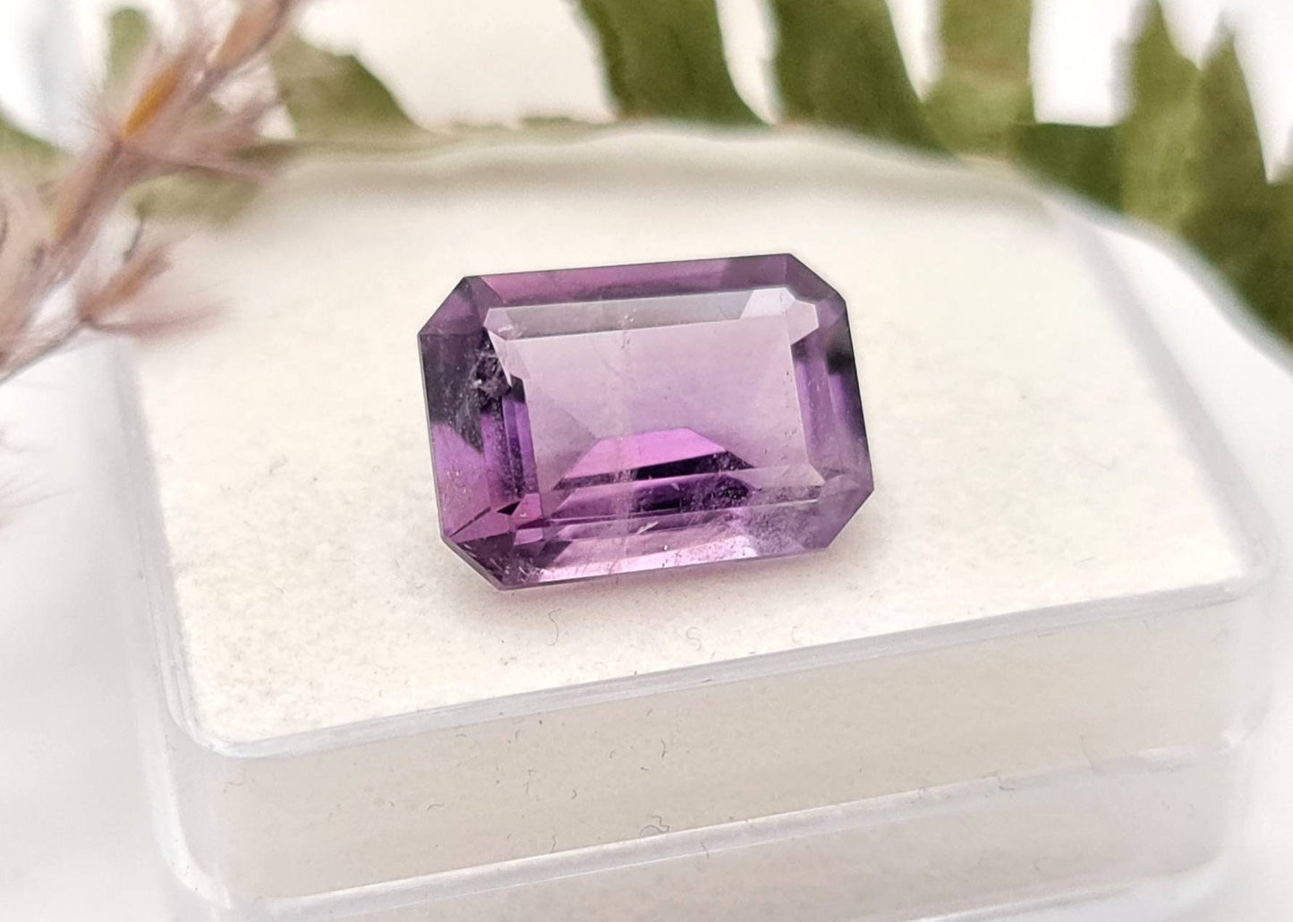 Echter violetter Amethyste lila Oktagon facettiert 13,9x10mm 6,4ct (Nr.949)