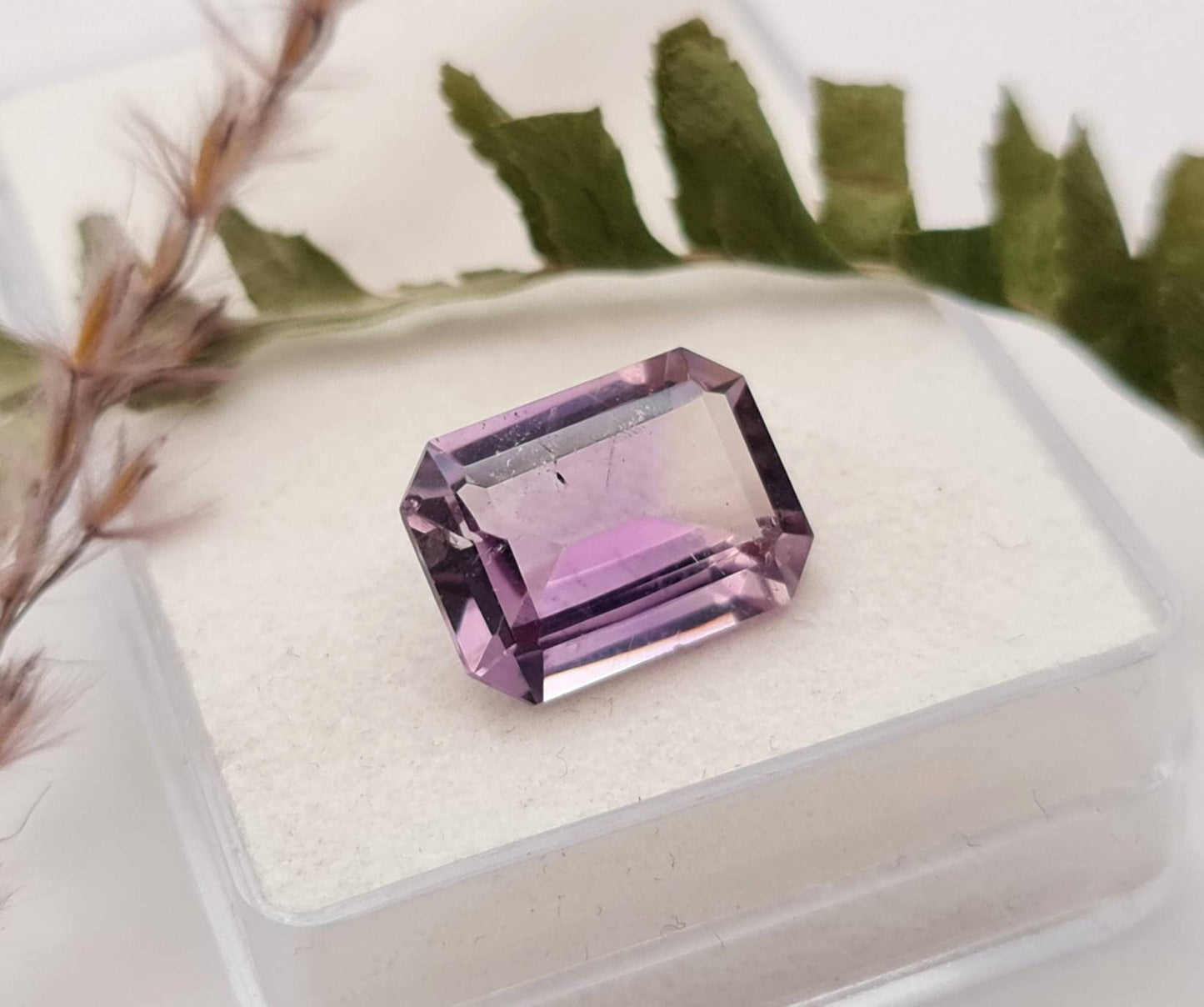 Echter violetter Amethyste lila Oktagon facettiert 14x10,5mm 6,7ct (Nr.950)