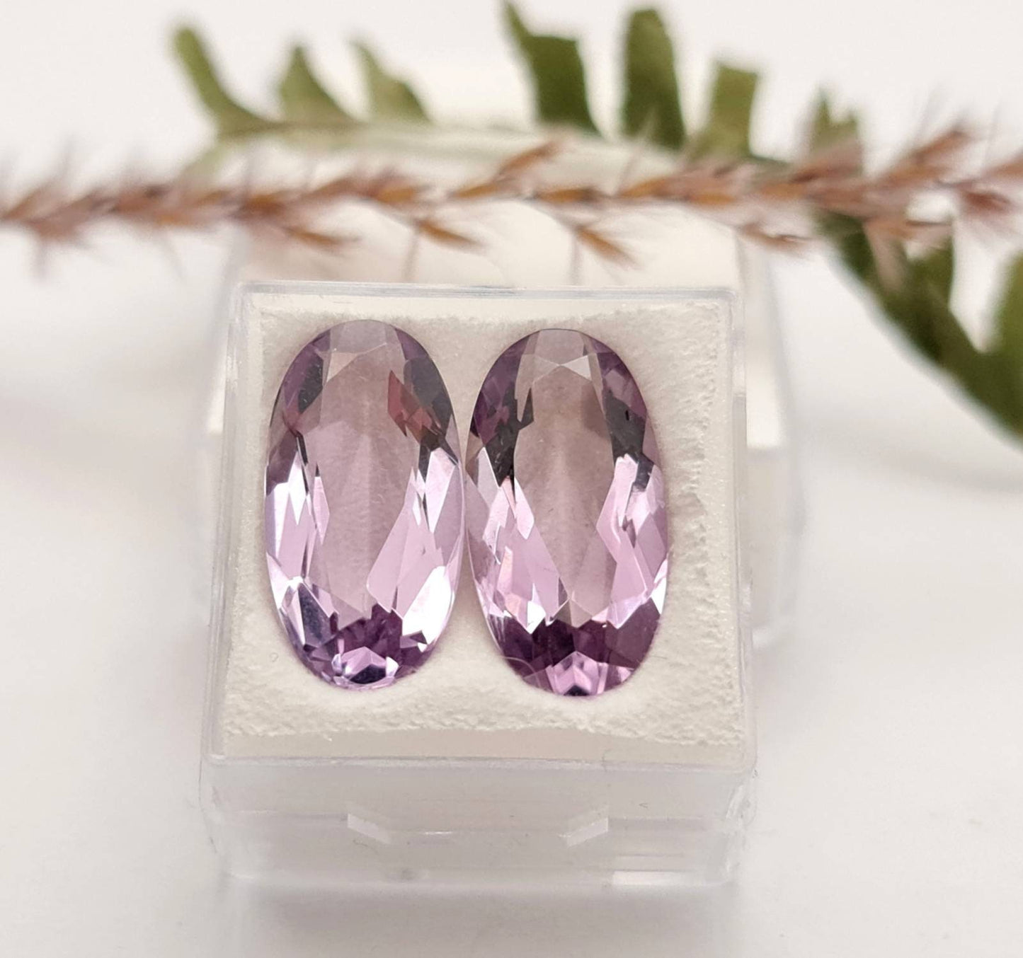 Echte violette Amethyste oval facettiert lila 2Stück/Paar 20x10mm 15,2ct (Nr.976)