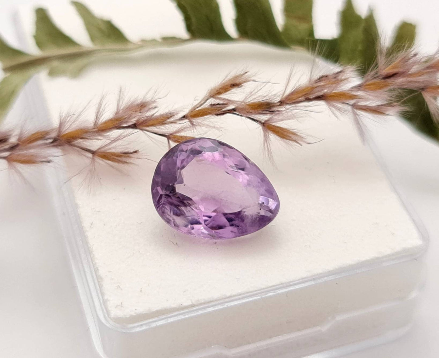 Echter violetter Amethyst Tropfen facettiert lila 13,5x10,4mm 6ct (Nr.980)