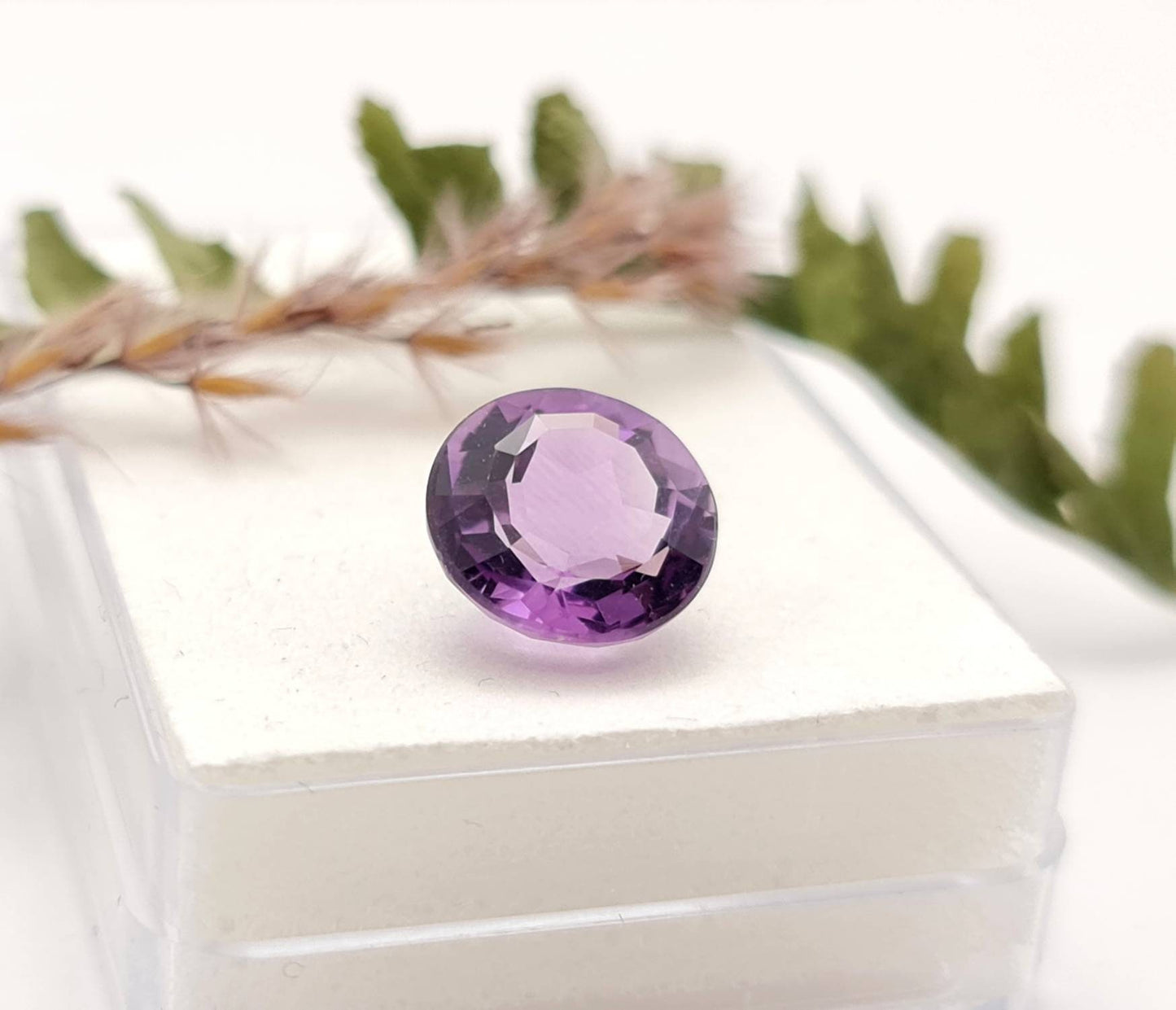 Echter violetter Amethyst rund facettiert lila 11,3mm 5,1ct (Nr.1014)