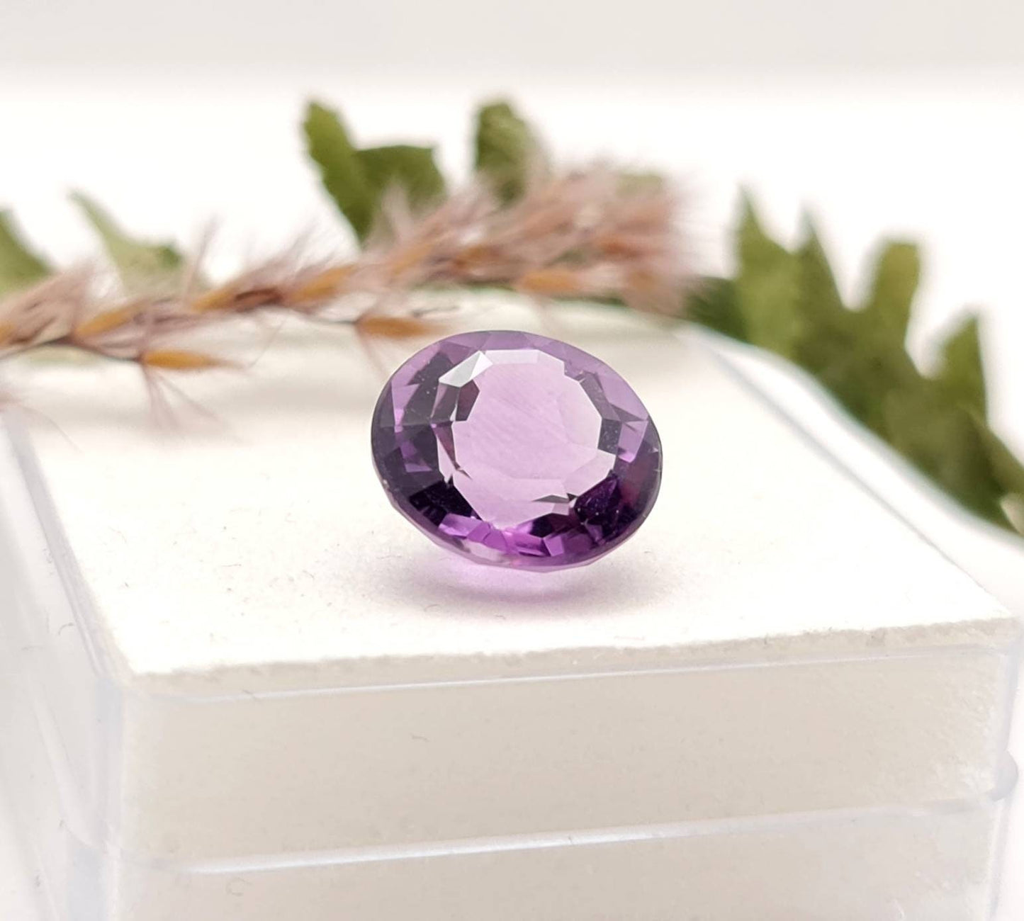 Echter violetter Amethyst rund facettiert lila 11,3mm 5,1ct (Nr.1014)