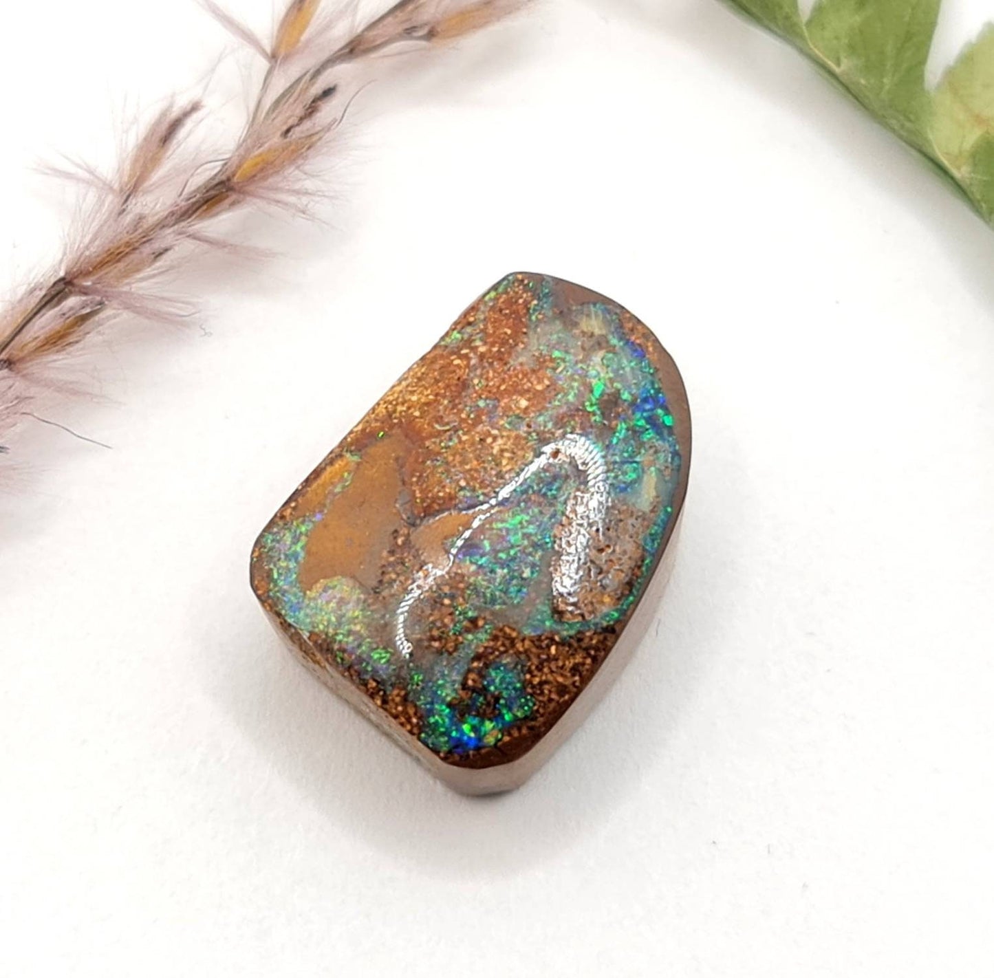 Echter australischer Boulderopal, bohrbar für Lederband, Blaugrün 18x13,4mm 21,22ct (Nr.585)