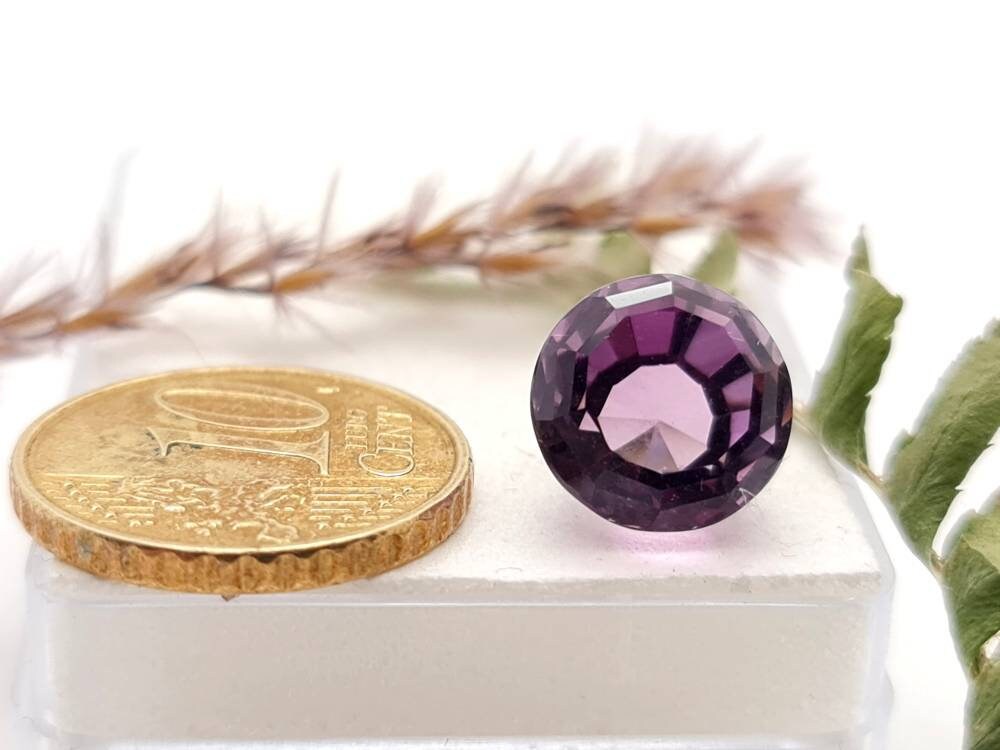 Echter facettierter Amethyst lila violett rund 11mm 6,45ct (Nr.1030)