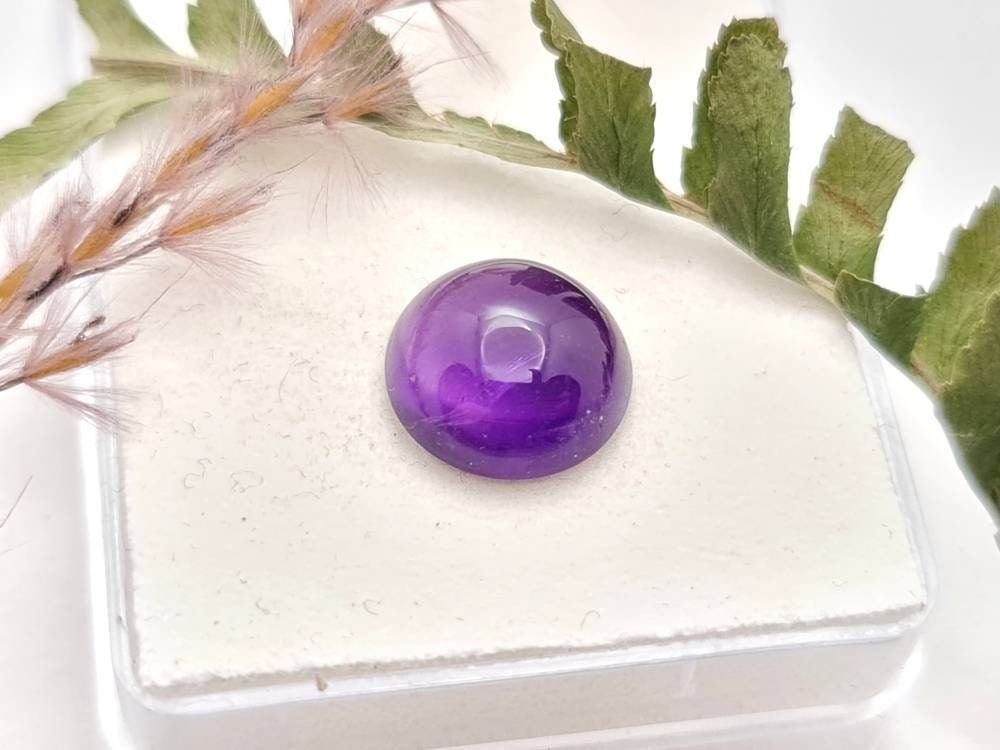 Echter violetter Amethyst Cabochon rund lila 11mm 4,4ct (Nr.1034)