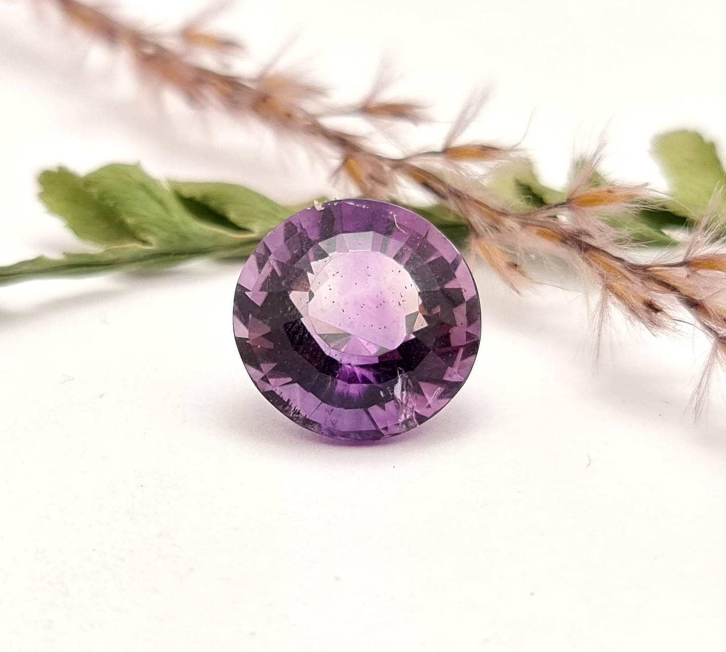 Echter facettierter Amethyst rund lila violett 13,5mm 8,95ct (Nr.721)