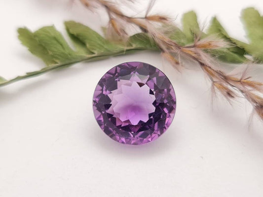 Echter facettierter Amethyst rund violett lila 13mm 8,03ct (Nr.725)