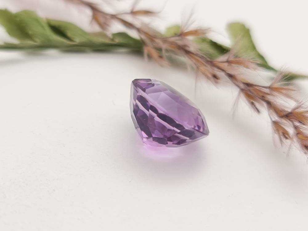 Echter facettierter Amethyst rund violett lila 13mm 8,03ct (Nr.725)