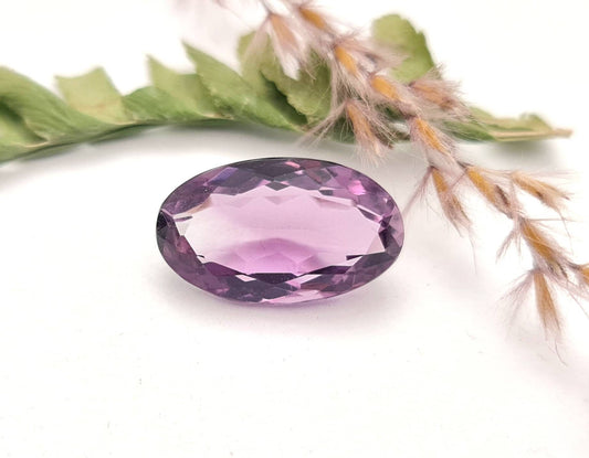 Echter ovaler Aethyst facettiert lila violett 17x10 mm 6,85ct (Nr.728)