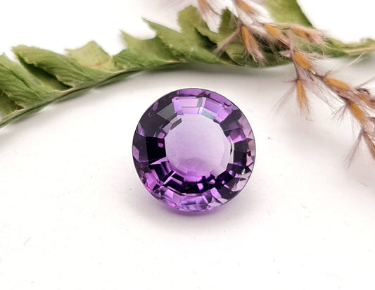 Echter facettierter Amethyst rund violett lila 13,5 mm 8,13ct (Nr.733)