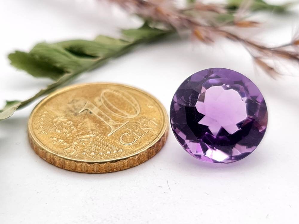 Echter facettierter Amethyst rund violett lila 12,8 mm  7,86ct (Nr.736)