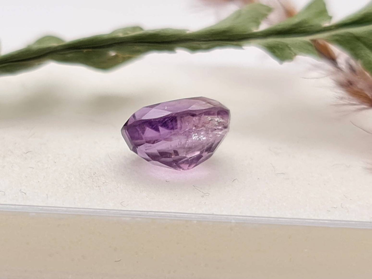 Echter facettierter Amethyst violett oval lila 9,3x7,4mm 2,86ct (Nr.824)