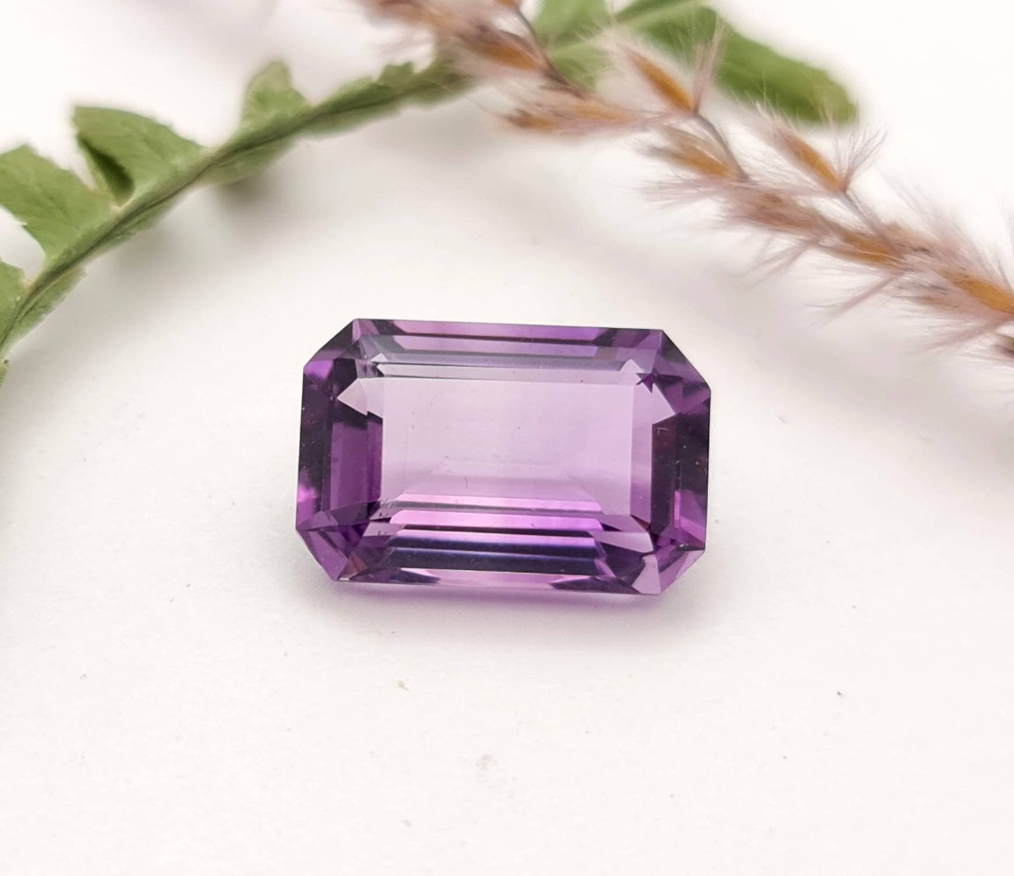 Echter facettierter Amethyst Rechteck, Oktagon violett lila 17x11mm 10,6ct (Nr.835)