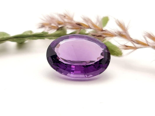 Echter facettierter Amethyst oval, violett lila 18x13,6mm 12ct (Nr.839)