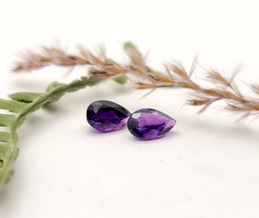 Echter facettierter Amethyst Tropfen, Lot aus 2 Stück  violett lila 3,3ct (Nr.854)