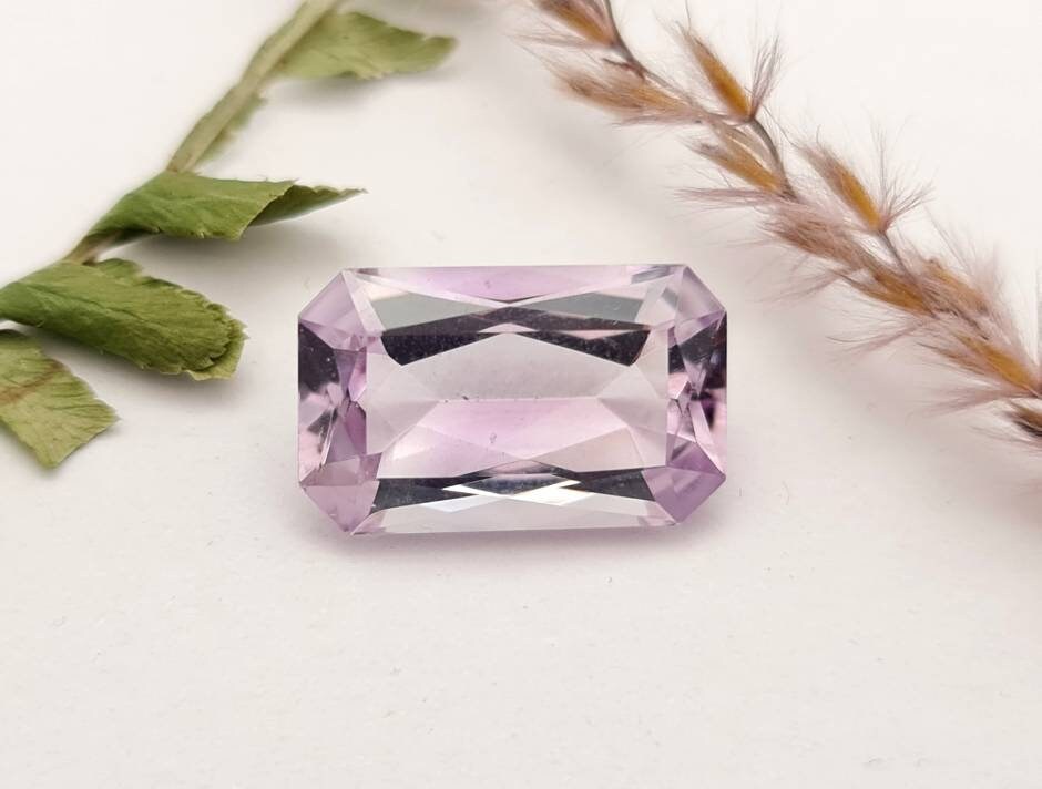 Echter facettierter Amethyst rechteck , violett lila rosa 18,5x11,3mm 10,8ct (Nr.869)