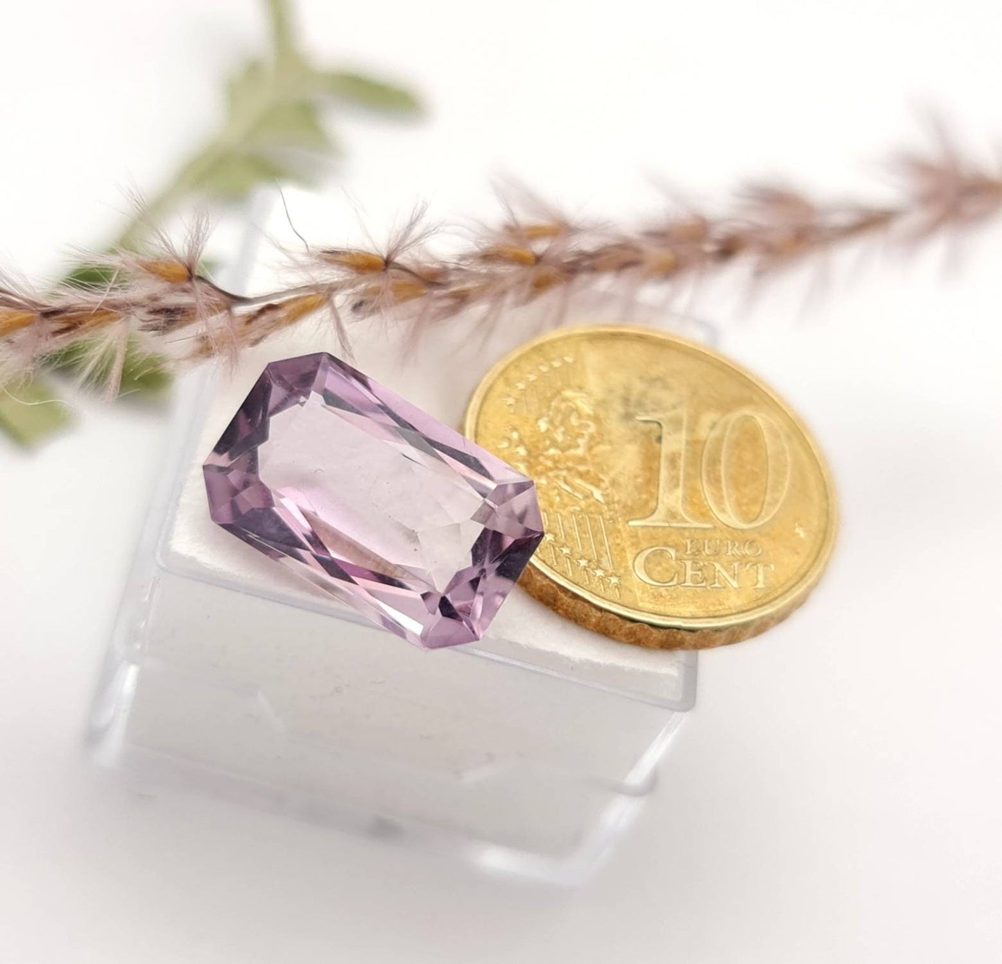 Echter facettierter Amethyst rechteck , violett lila rosa, Rose de France oktagon 14,9x9,3mm 6,5ct (Nr.886)