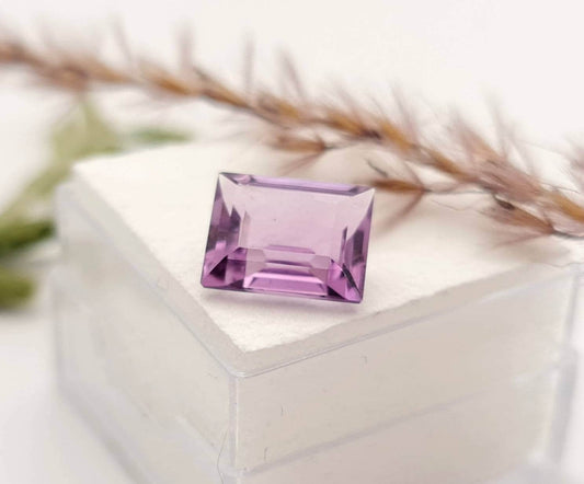 Echter facettierter Amethyst rechteck , violett lila 10x8mm 3,6ct (Nr.896)