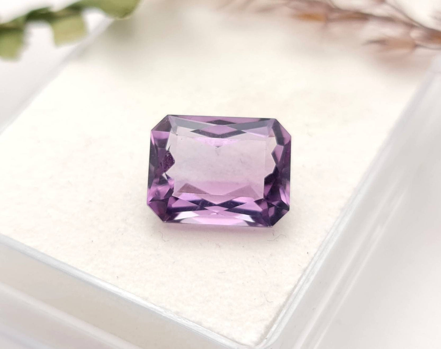 Echter facettierter Amethyst aus Brasilien Oktagon lila violett 12,9x10mm 6,24ct (Nr.907)