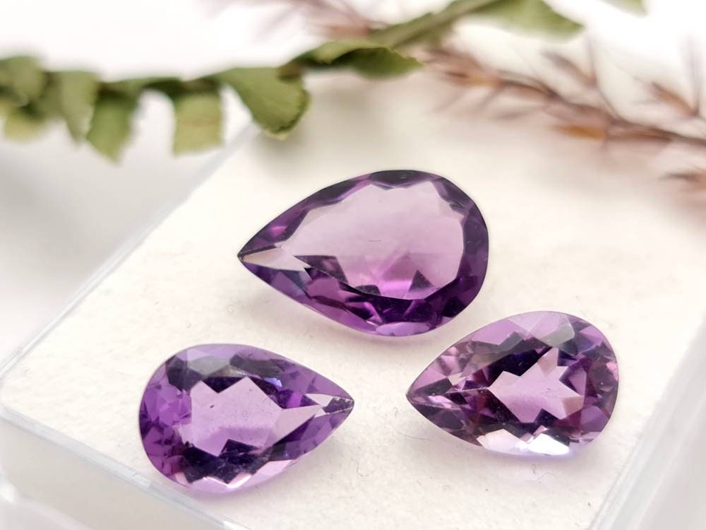 Echte facettierte Amethyste aus Brasilien Troofen Set 3 Stück violett lila 12 und 15mm 11,4ct (Nr.909)