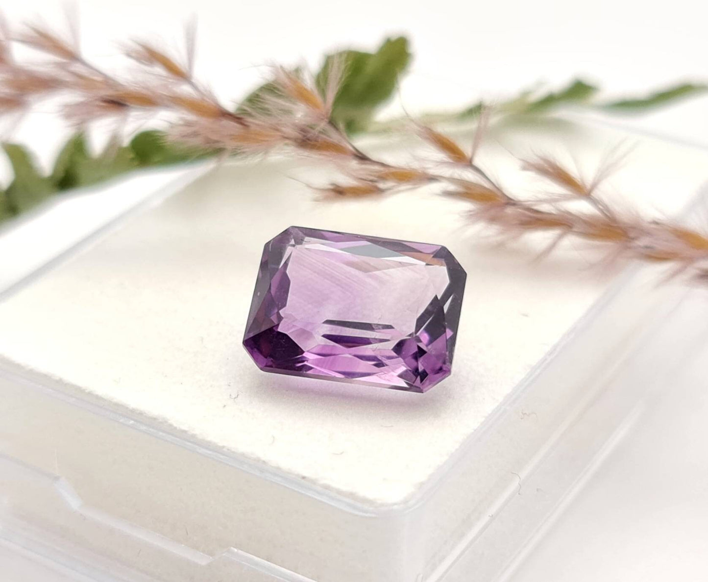 Echter facettierter Amethyst lila Oktagon violett 13x10mm 7,2ct (Nr.914)