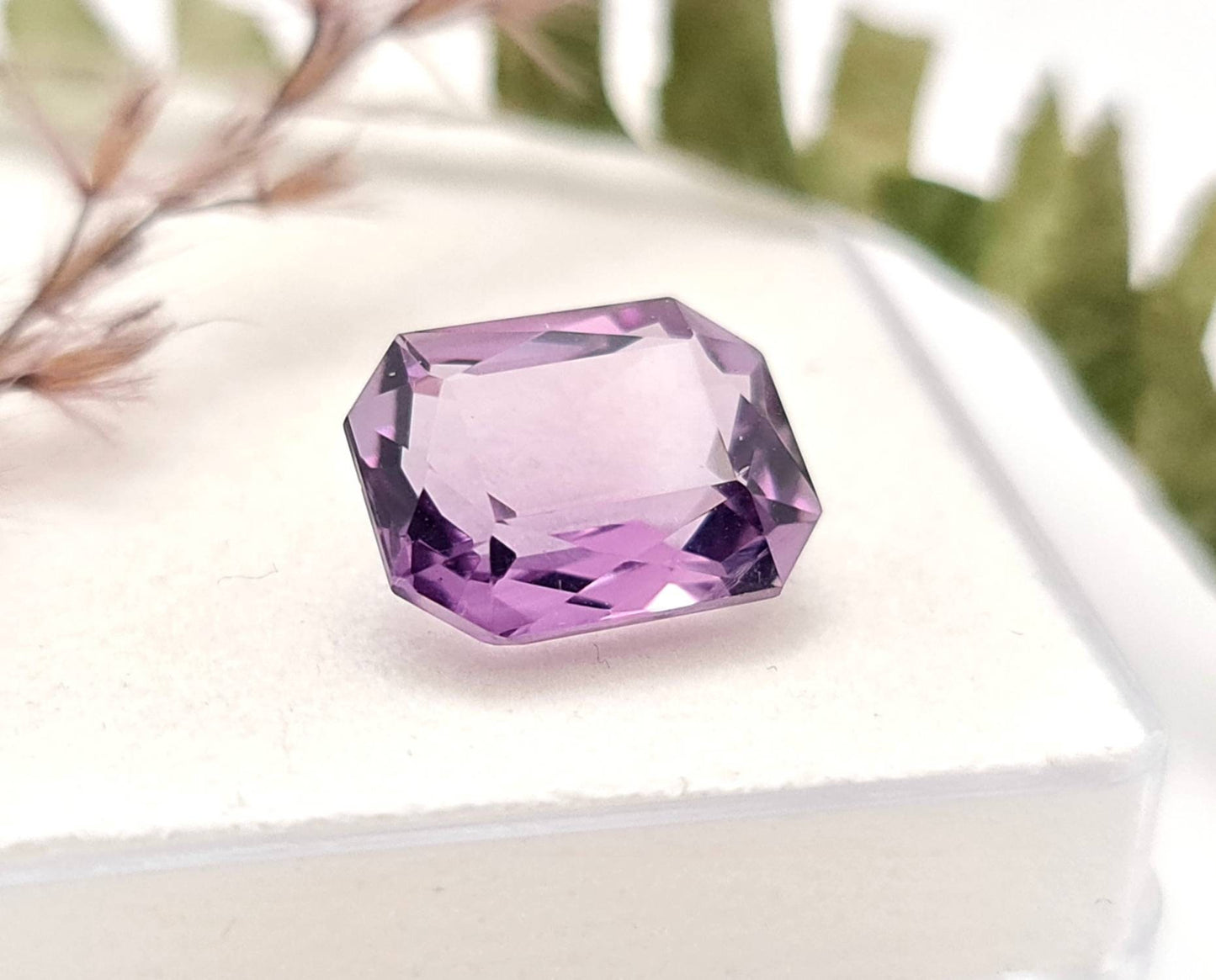 Echter violetter Amethyste lila Oktagon facettiert 12,8×9,8mm 5,8ct (Nr.932)