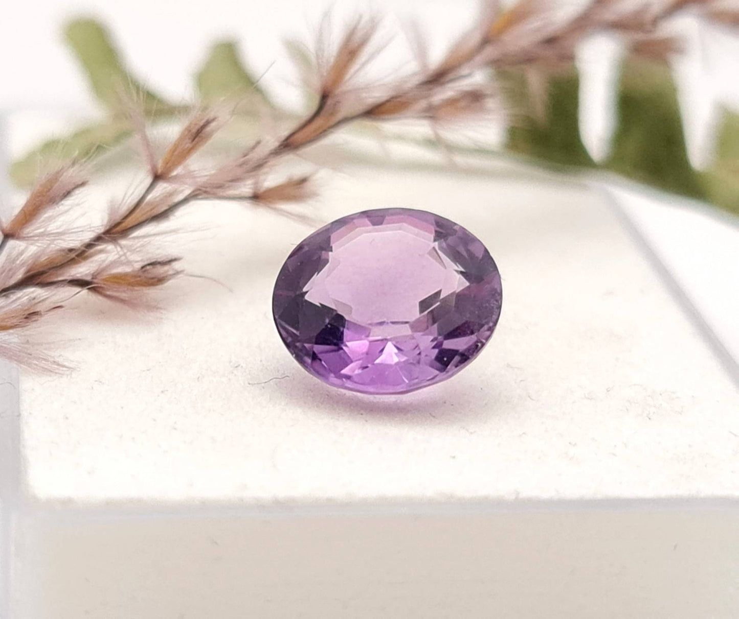 Echter violetter Amethyst rund facettiert 10,6mm 3,8ct (Nr.938)