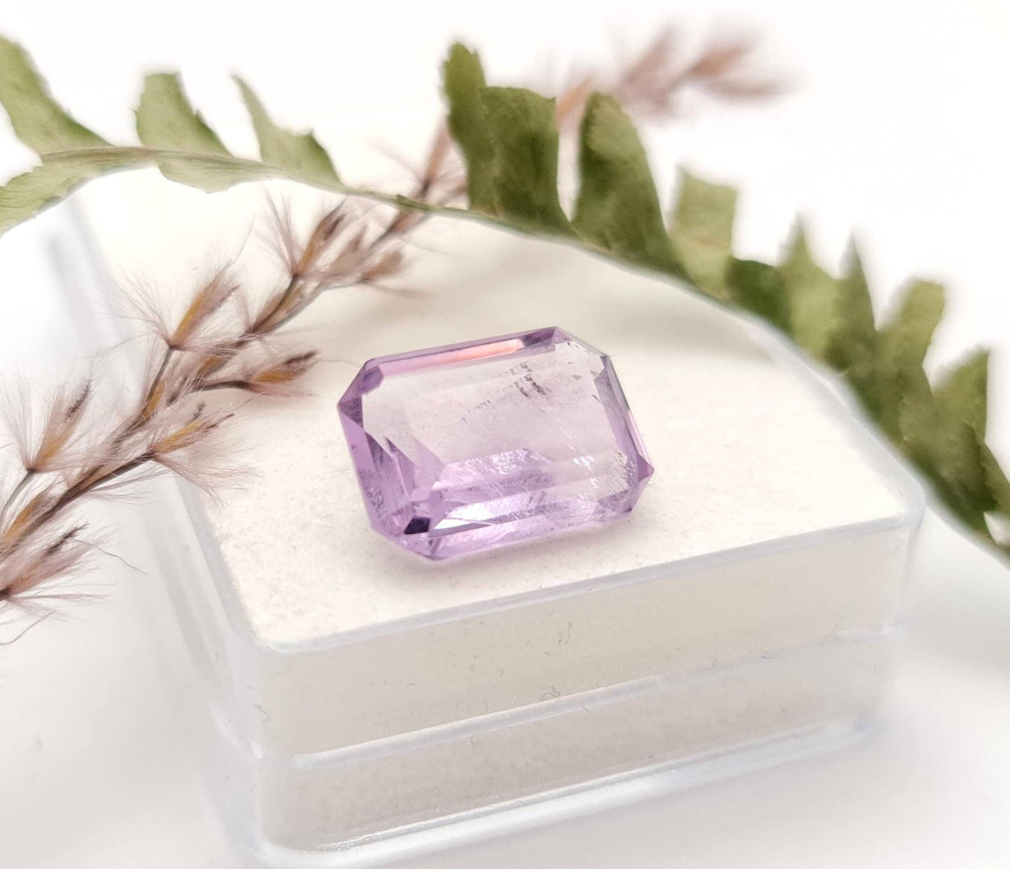 Echter violetter Amethyste lila Oktagon facettiert 14,4x10,3mm 7,0ct (Nr.946)