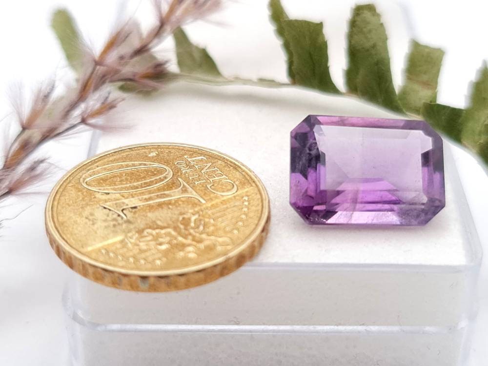 Echter violetter Amethyste lila Oktagon facettiert 13,9x10mm 6,4ct (Nr.949)