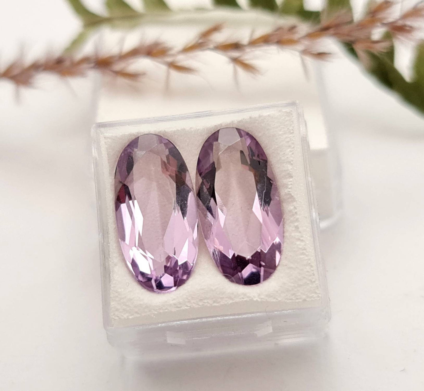 Echte violette Amethyste oval facettiert lila 2Stück/Paar 20x10mm 15,2ct (Nr.976)