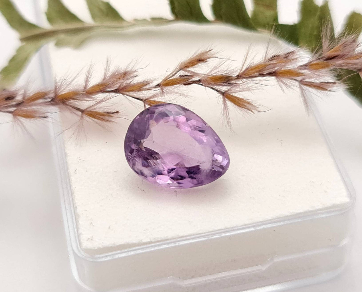 Echter violetter Amethyst Tropfen facettiert lila 13,5x10,4mm 6ct (Nr.980)